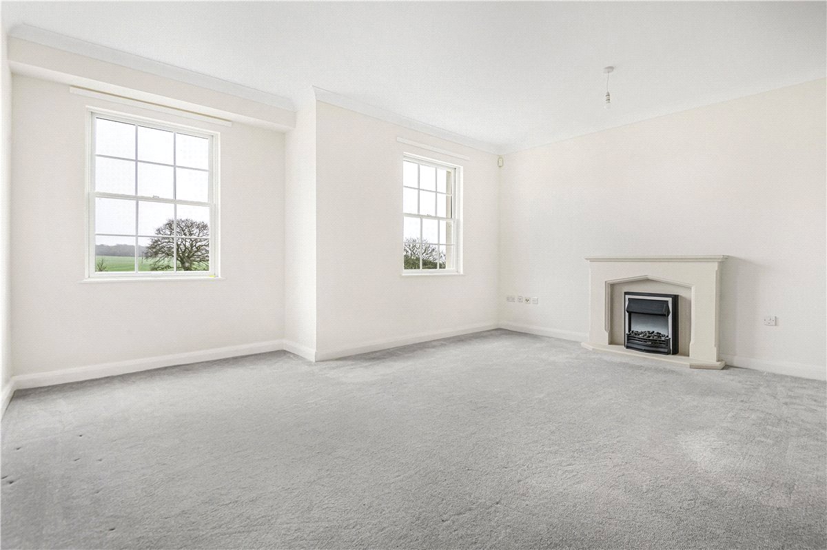 3 bedroom house, Ford Road, Tortington BN18 - Available