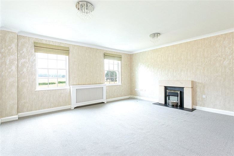 3 bedroom house, Arundel Wing, Tortington Manor BN18 - Available