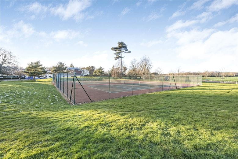 3 bedroom house, Tortington Manor, Ford Road BN18 - Available