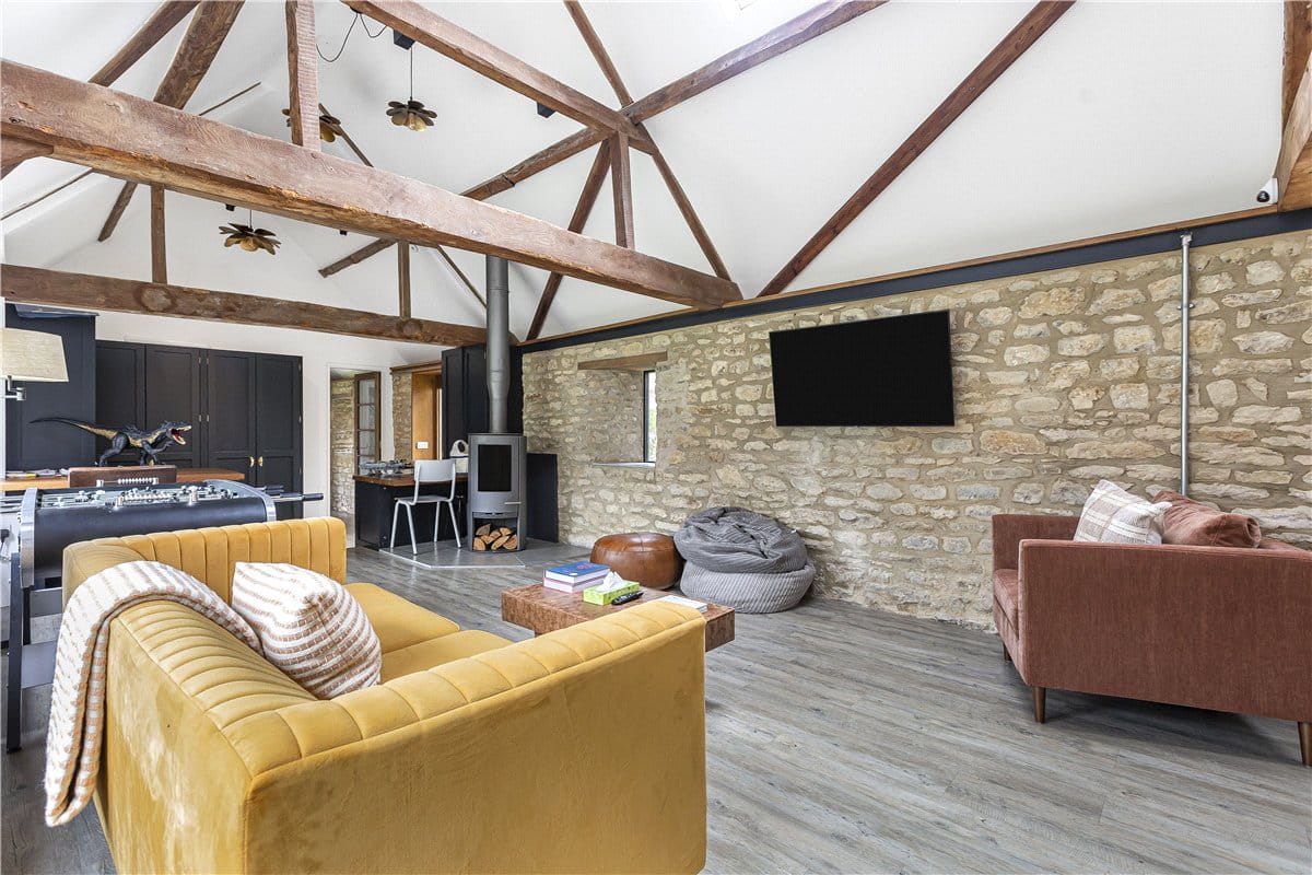 5 bedroom , Back Way, Great Haseley OX44 - Available