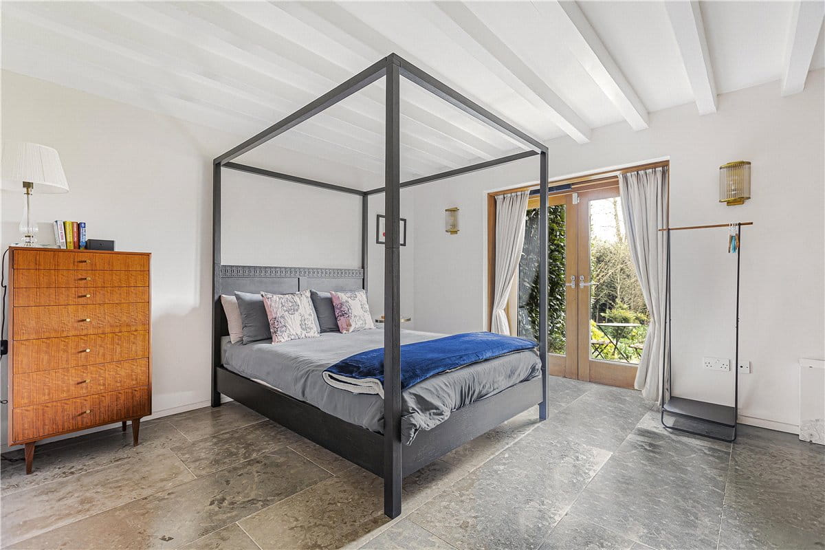 5 bedroom , Back Way, Great Haseley OX44 - Available