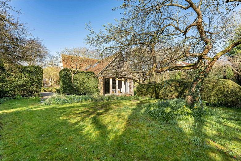 5 bedroom , Back Way, Great Haseley OX44 - Available