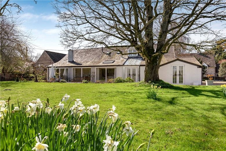 6 bedroom house, Church Road, Hinton Waldrist SN7 - Available