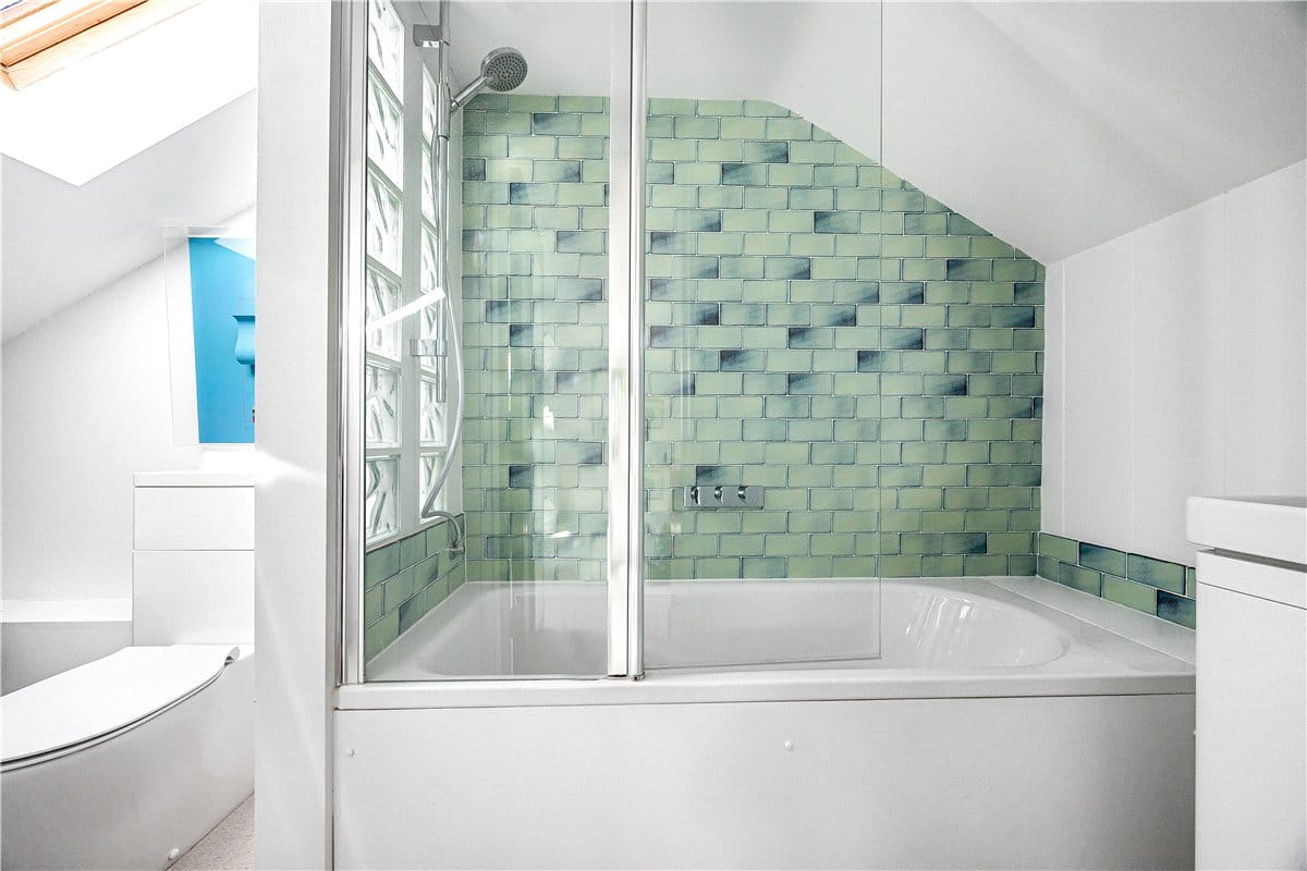 4 bedroom house, Weston-on-the-Green, Bicester OX25 - Available