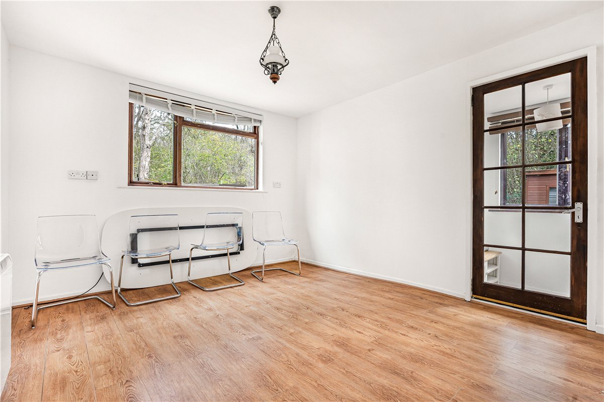 6 bedroom development plot, Oakley Wood, Benson OX10 - Available