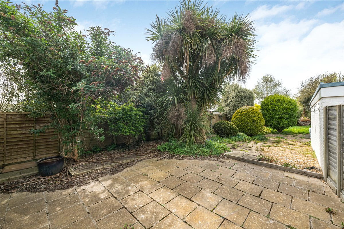 3 bedroom bungalow, Yapton Lane, Walberton BN18 - Available