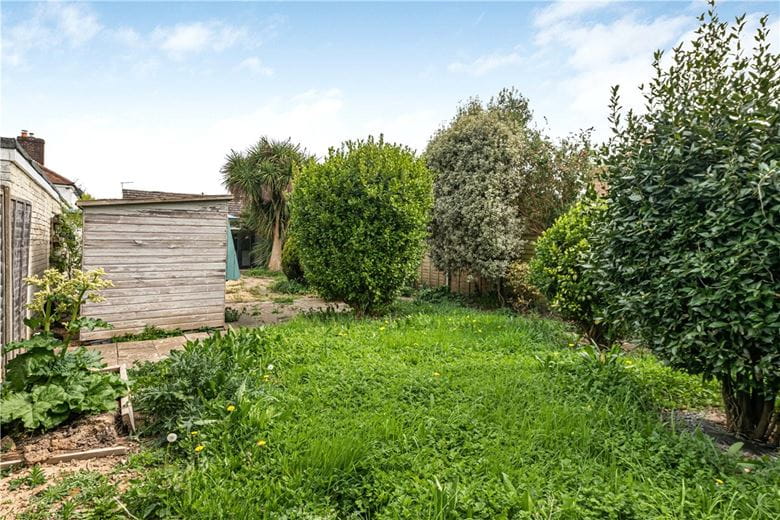 3 bedroom bungalow, Yapton Lane, Walberton BN18 - Available
