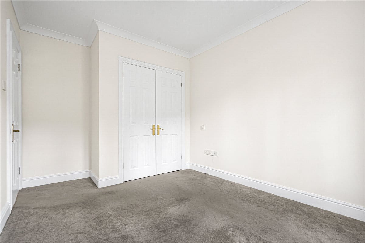 2 bedroom flat, Grandpont Place, Longford Close OX1