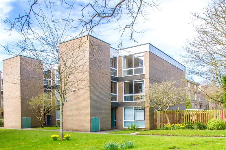 2 bedroom flat, Butler Close, Oxford OX2 - Let Agreed