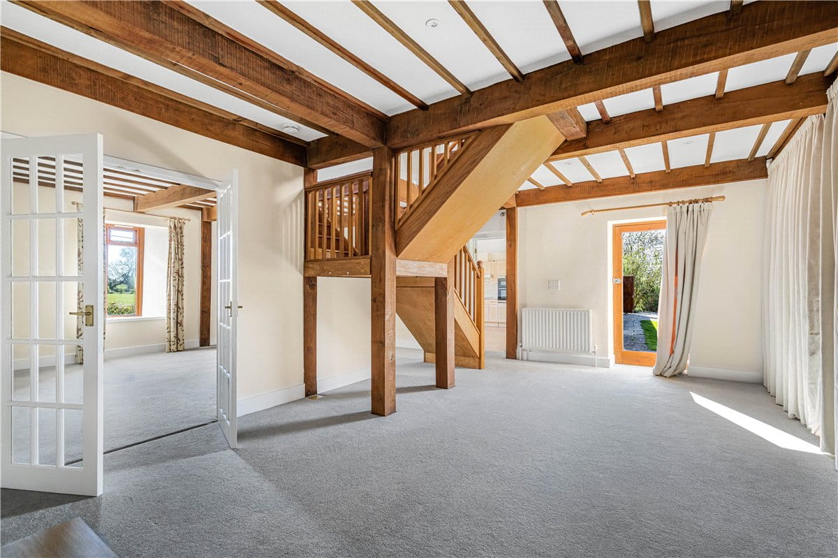 3 bedroom house, Lower Farm, Denton OX44 - Let Agreed