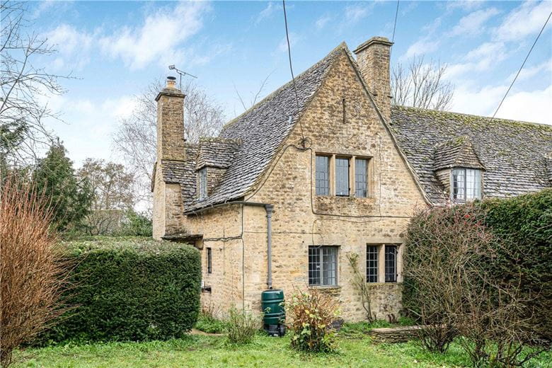 3 bedroom cottage, Manor Cottages, Kelmscott GL7 - Available