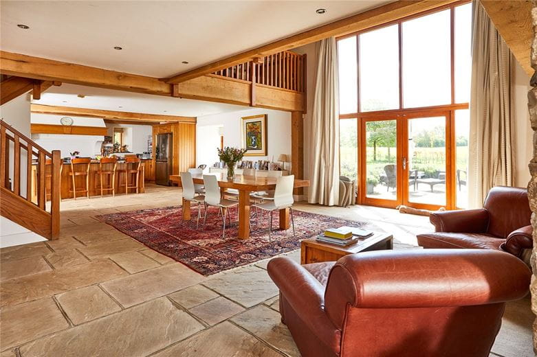 5 bedroom house, Noke Place, Noke OX3 - Available