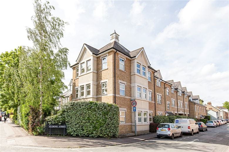 3 bedroom flat, Clarendon Court, 34 Grove Street OX2