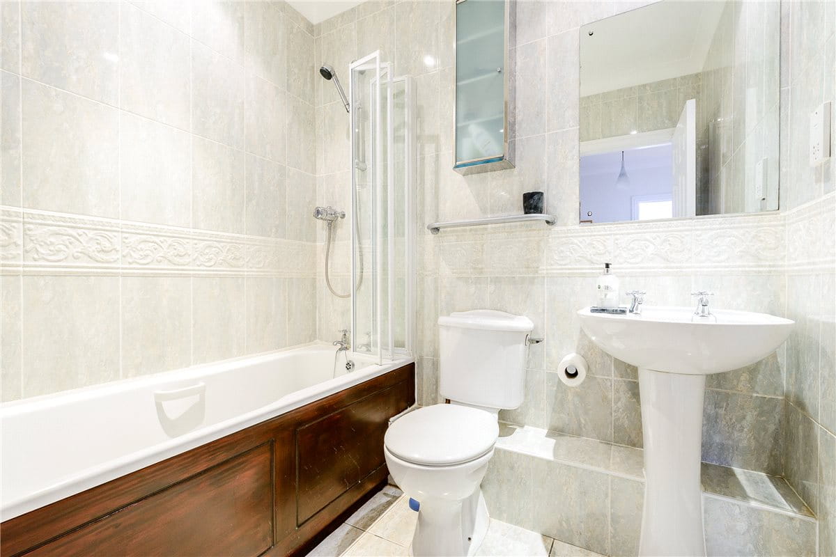 2 bedroom flat, Grandpont Place, Long Ford Close OX1 - Under Offer