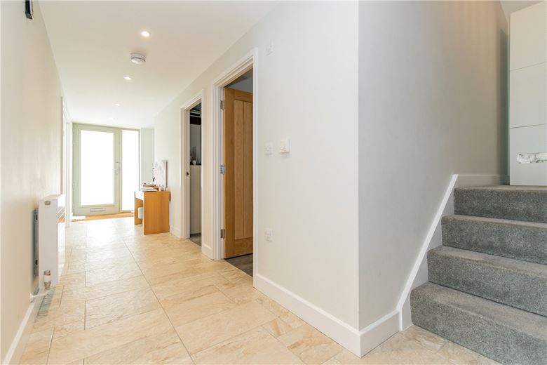 3 bedroom house, Overford Farm, Wytham OX2 - Available