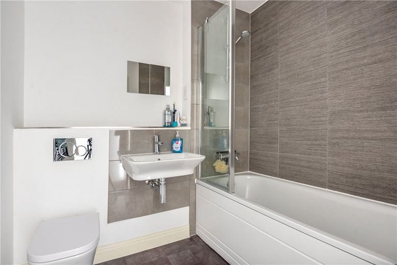 2 bedroom flat, Croxden Way, Daventry NN11