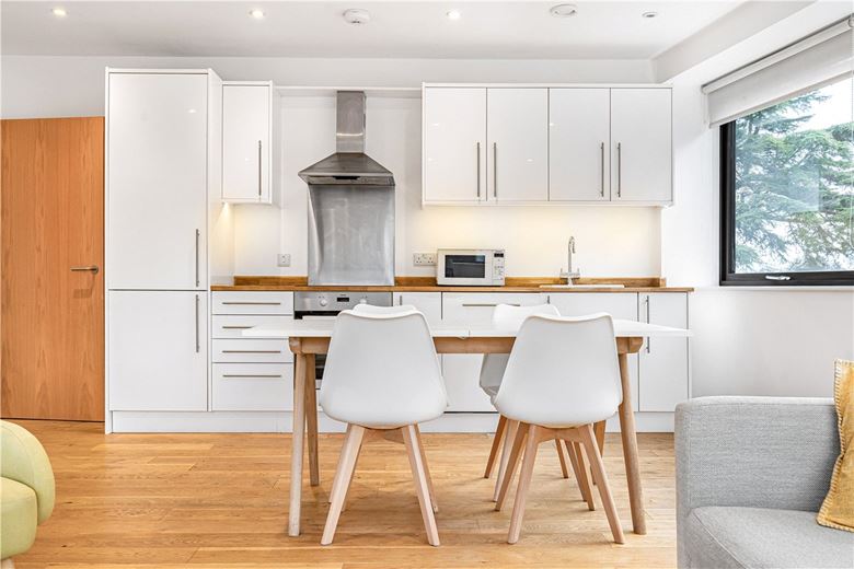 2 bedroom flat, Banbury Road, Oxford OX2 - Available