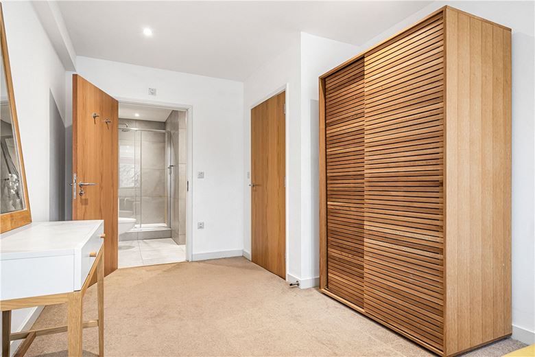 2 bedroom flat, Banbury Road, Oxford OX2 - Available