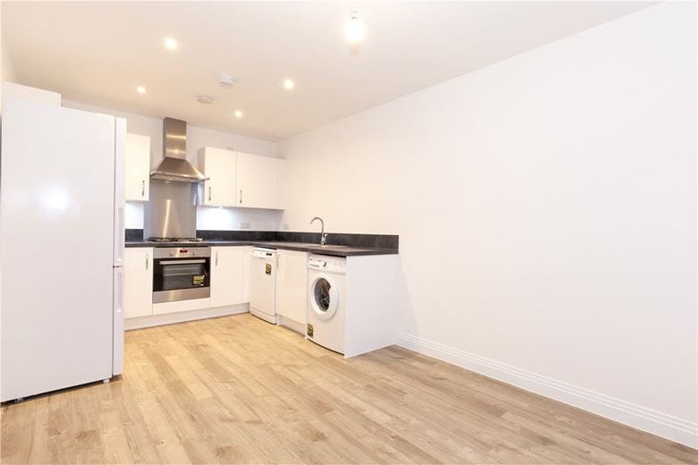 3 bedroom house, Athens Avenue, Aylesbury HP21 - Let Agreed