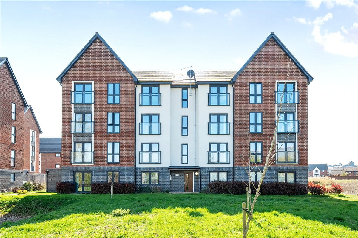 1 bedroom flat, Scott Court, Glebe Farm MK17