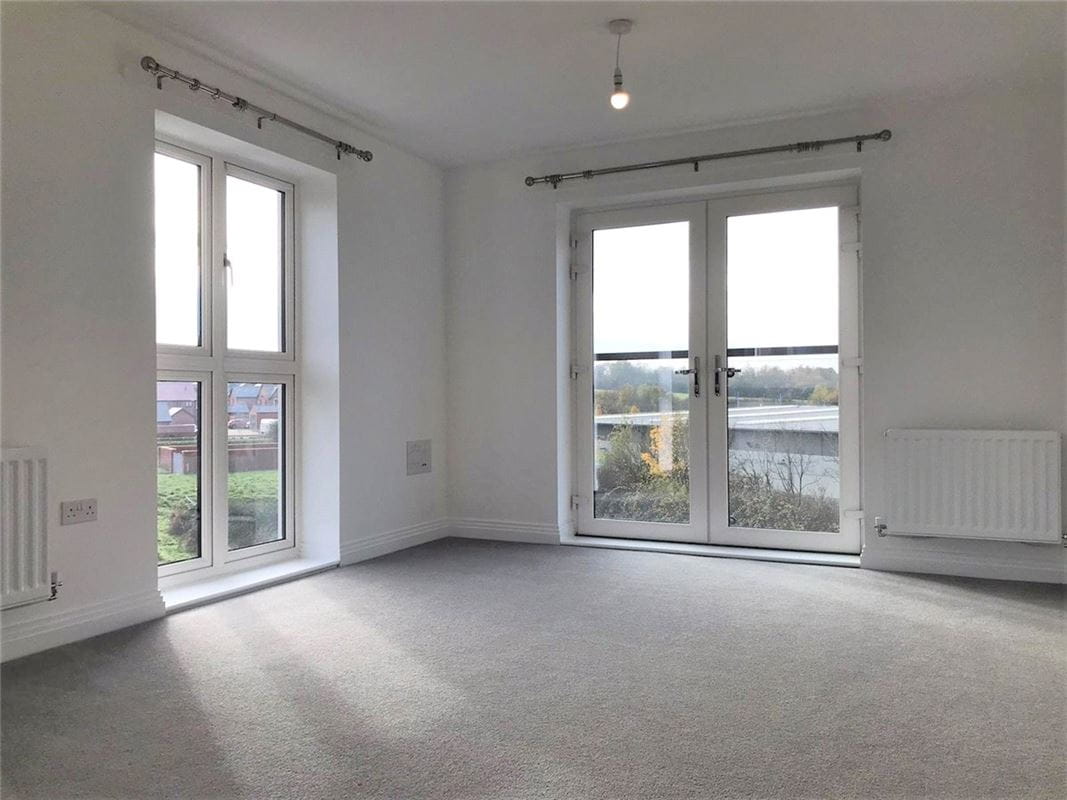 1 bedroom flat, Scott Court, Glebe Farm MK17