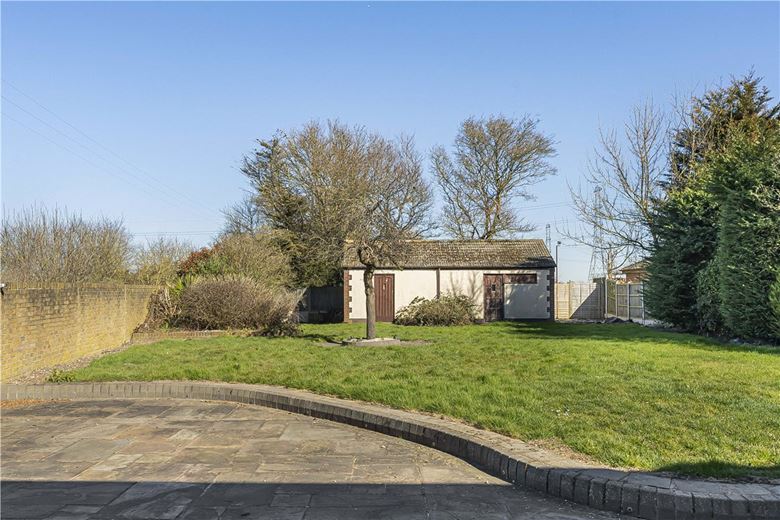 4 bedroom house, Stifford Clays Road, Orsett RM16 - Available