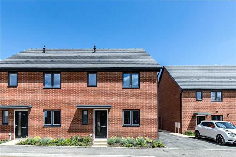 3 bedroom house, Rye Crescent, Curbridge OX29