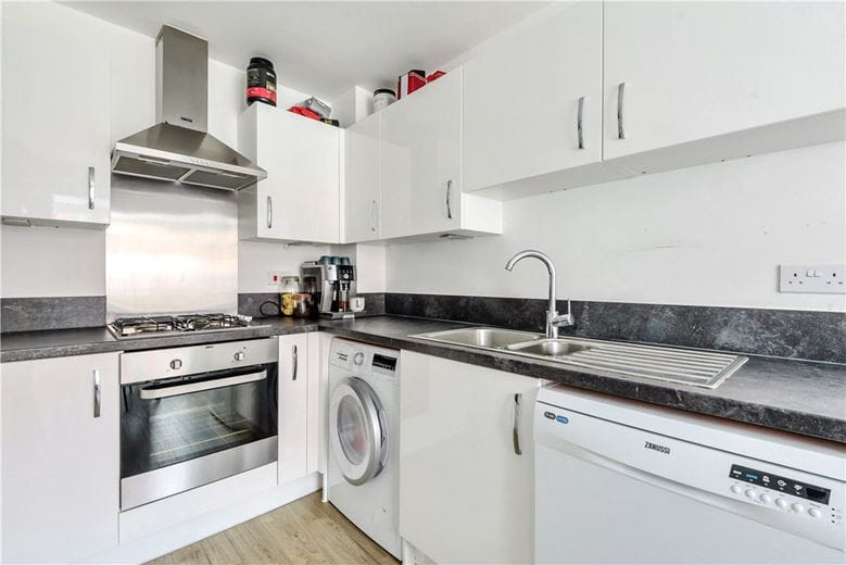 3 bedroom house, Fearnley Close, Glebe Farm MK17 - Let Agreed
