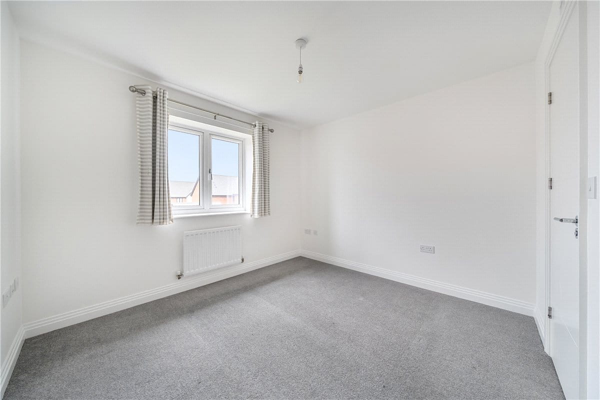 3 bedroom house, Fearnley Close, Glebe Farm MK17 - Let Agreed