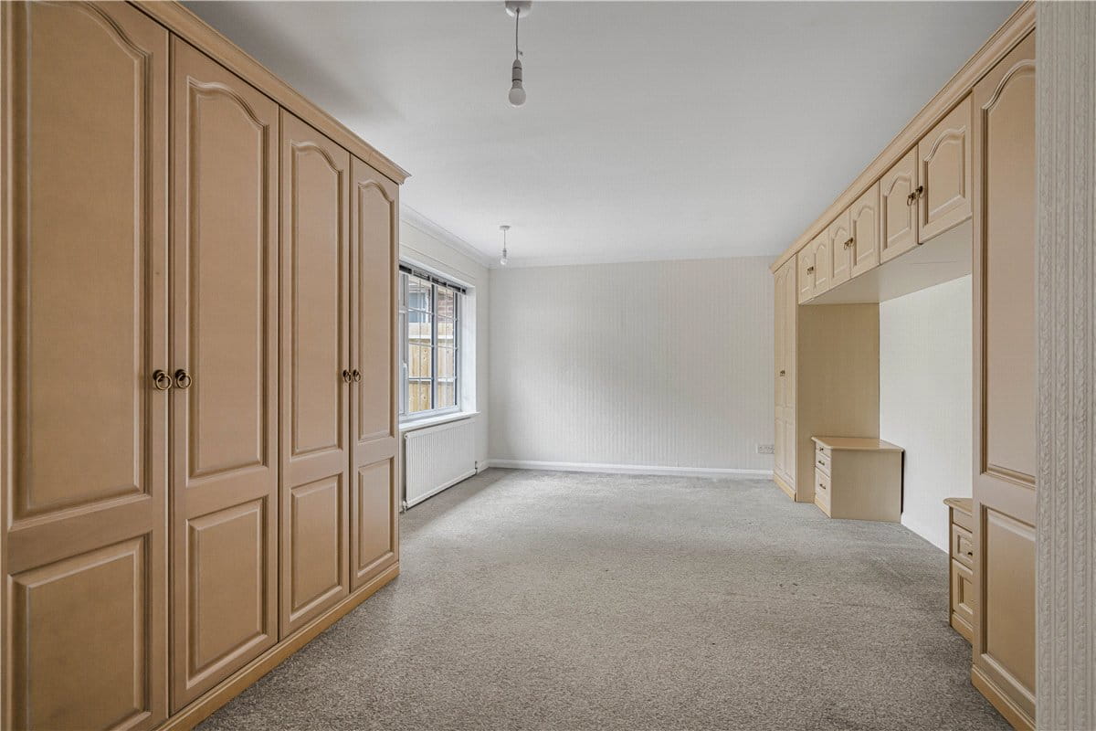 3 bedroom bungalow, Nash Lee Lane, Wendover HP22 - Available