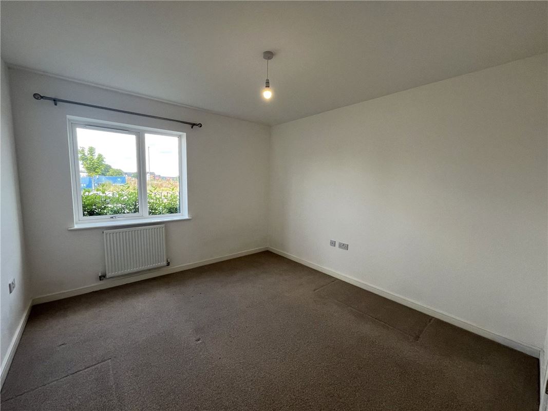 2 bedroom flat, Barrosa Way, Whitehouse MK8 - Let Agreed