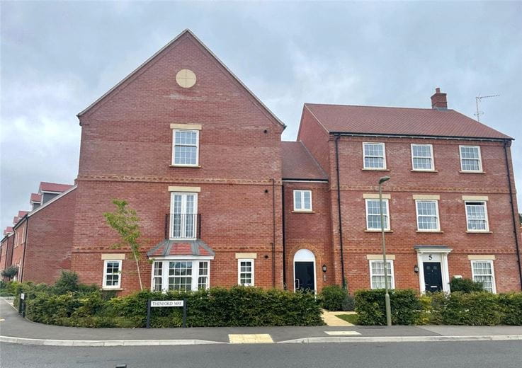 2 bedroom flat, Thenford Way, Banbury OX16