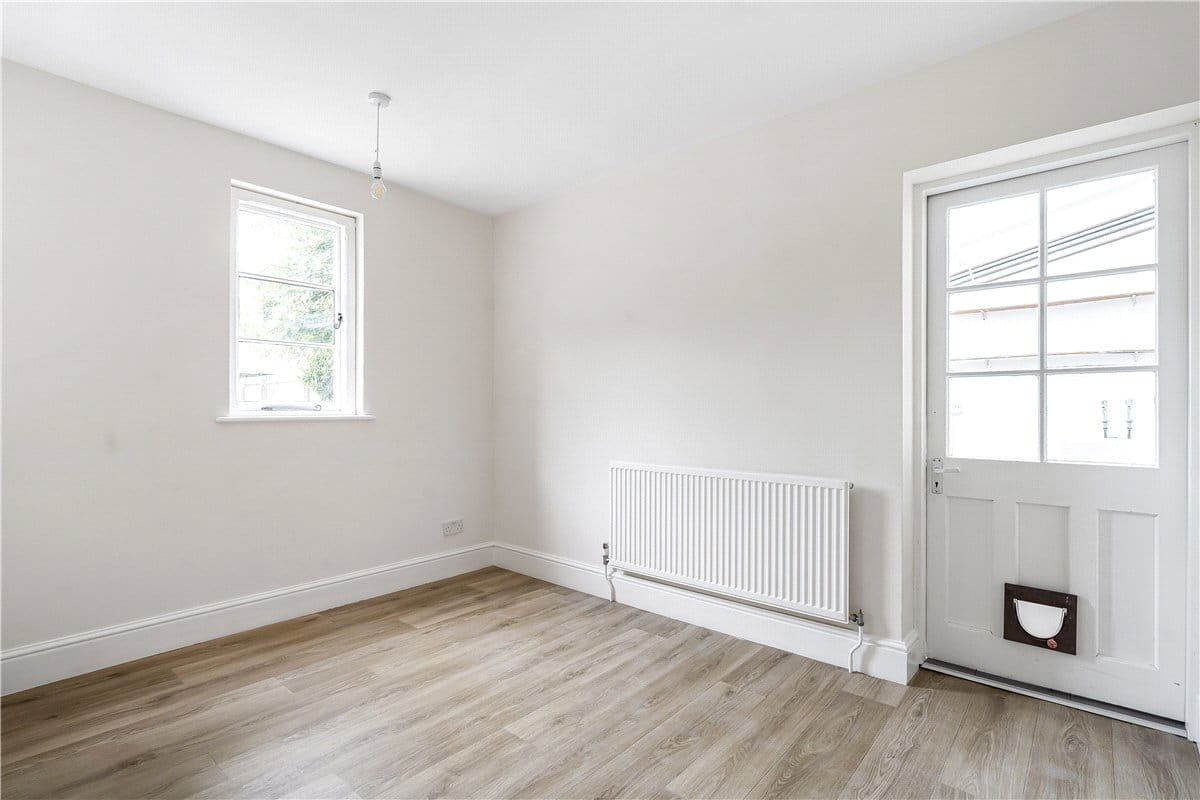 4 bedroom house, Manor Cottages, Lower Thorpe Mandeville OX17 - Available