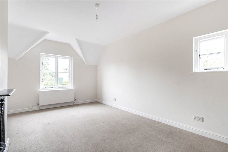 4 bedroom house, Manor Cottages, Lower Thorpe Mandeville OX17 - Available