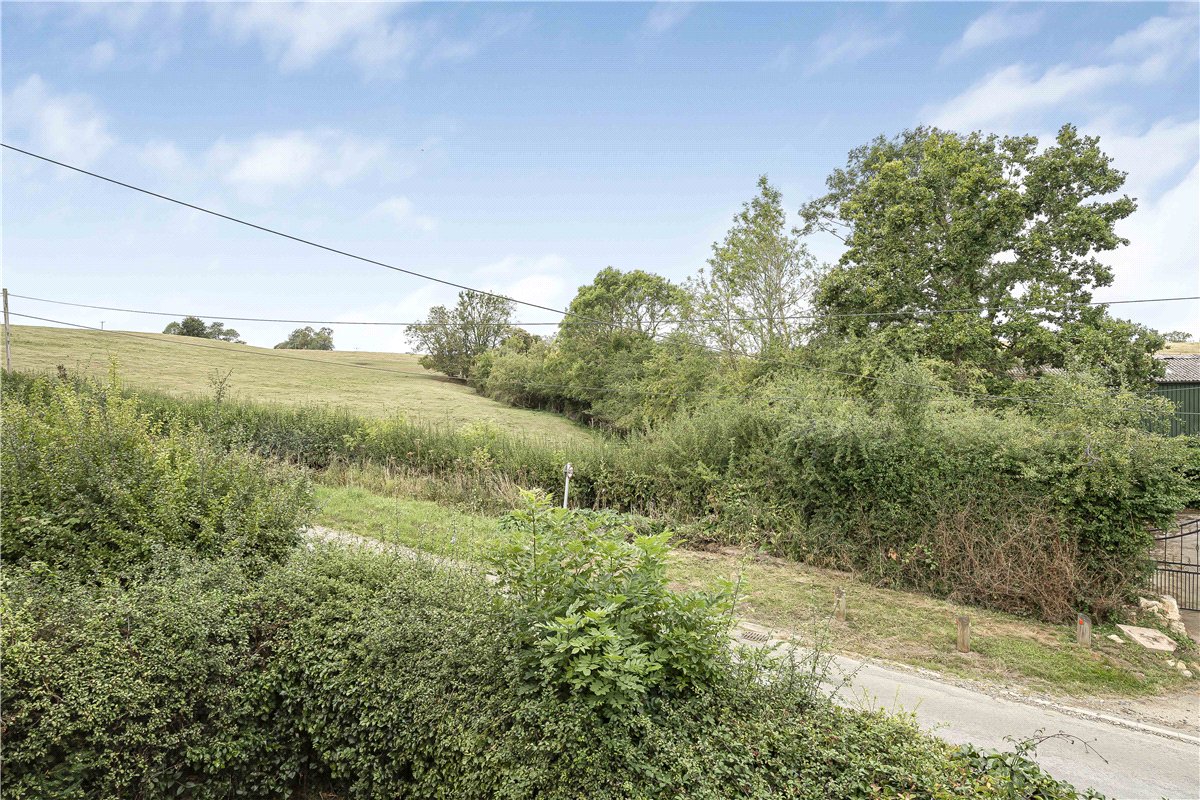 4 bedroom house, Manor Cottages, Lower Thorpe Mandeville OX17 - Available