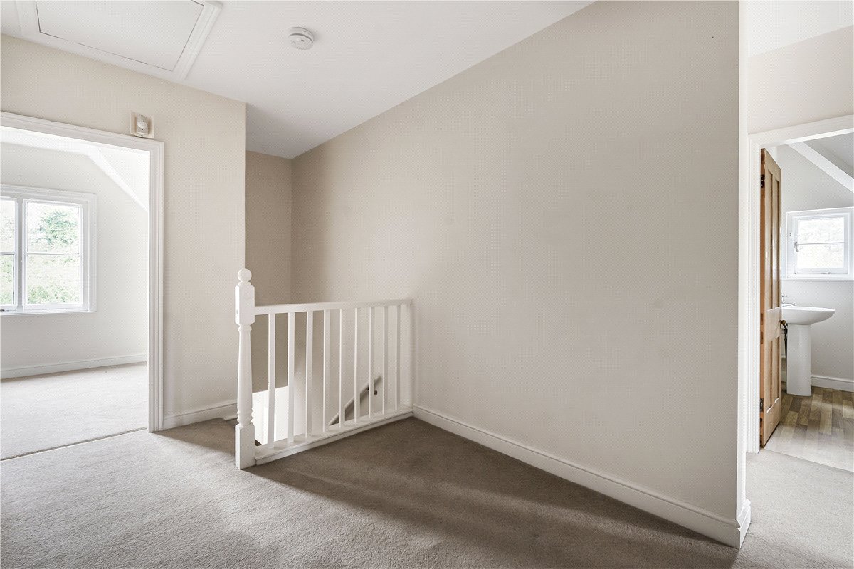 4 bedroom house, Manor Cottages, Lower Thorpe Mandeville OX17 - Available