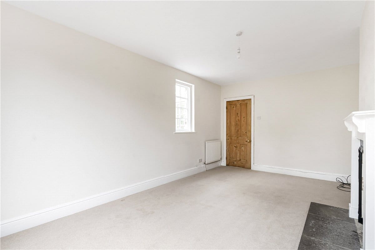 4 bedroom house, Manor Cottages, Lower Thorpe Mandeville OX17 - Available