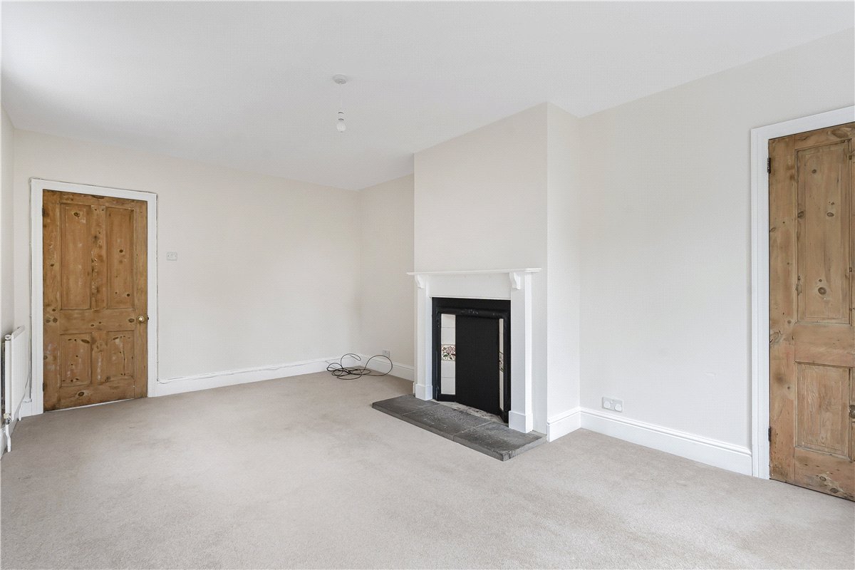 4 bedroom house, Manor Cottages, Lower Thorpe Mandeville OX17 - Available