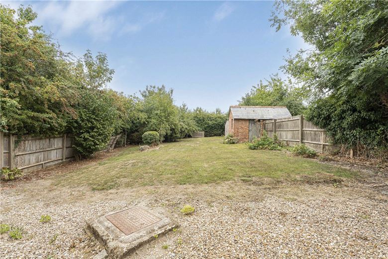 4 bedroom house, Manor Cottages, Lower Thorpe Mandeville OX17 - Available