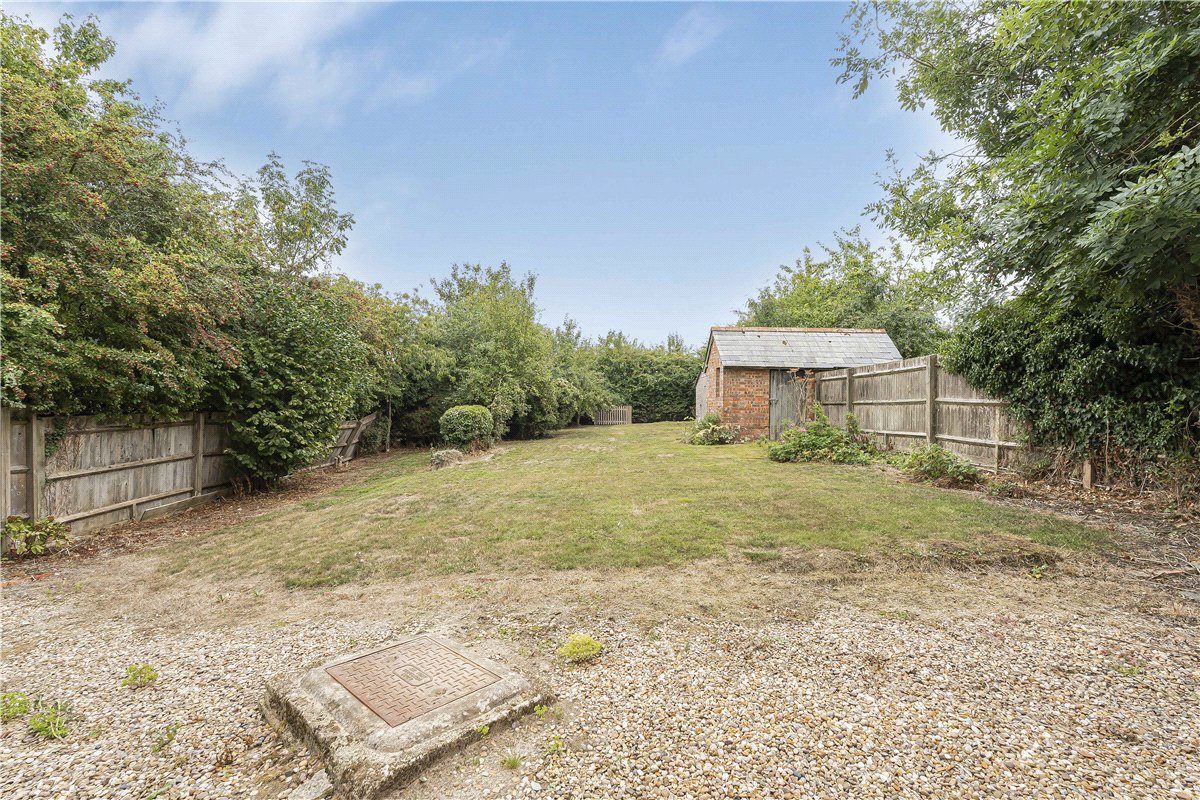 4 bedroom house, Manor Cottages, Lower Thorpe Mandeville OX17 - Available