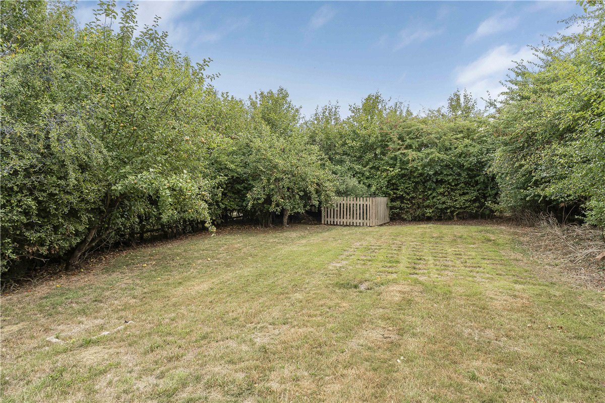 4 bedroom house, Manor Cottages, Lower Thorpe Mandeville OX17 - Available