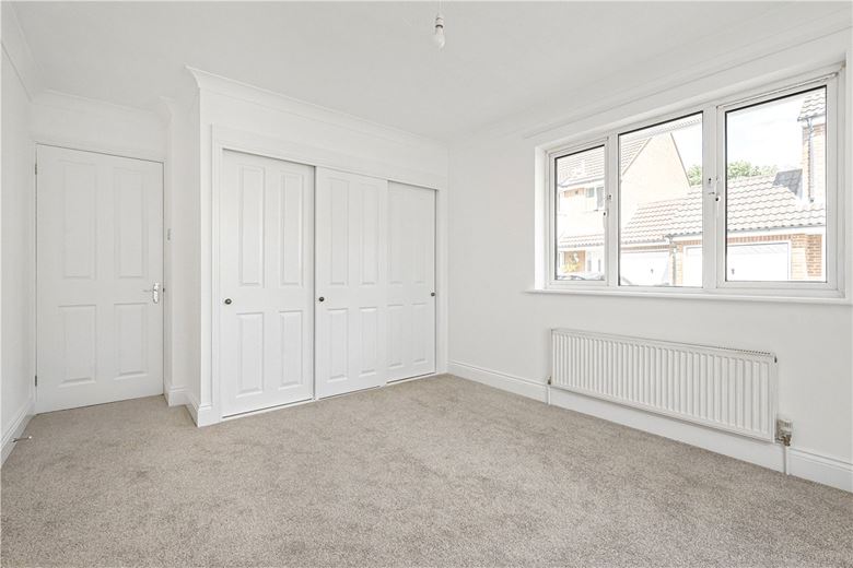 2 bedroom bungalow, Pantile Close, Witham CM8 - Available