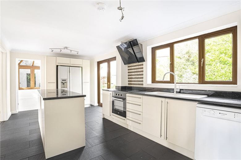 4 bedroom house, Amersham Way, Measham DE12 - Let Agreed