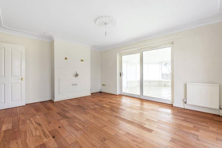 3 bedroom bungalow, Ludwell Hill, Barnburgh DN5 - Available