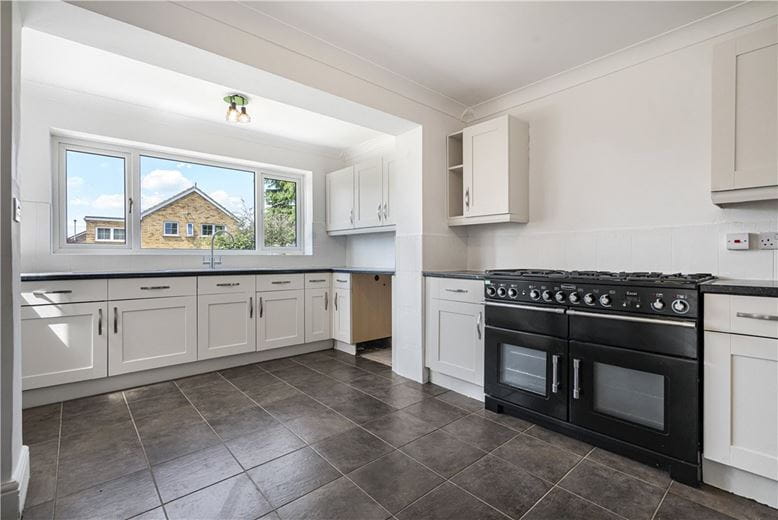 4 bedroom house, Wentworth Drive, Crofton WF4 - Available