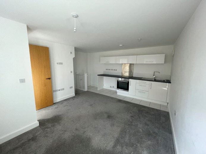 2 bedroom house, Comelybank Drive, Mexborough S64 - Available