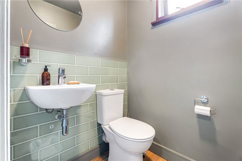 2 bedroom flat, Hartley Court, Woodstock Road OX2 - Let Agreed