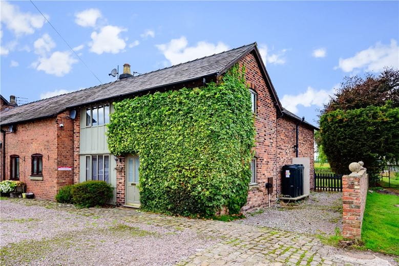 3 bedroom house, Agden Lane, Lymm WA13 - Let Agreed