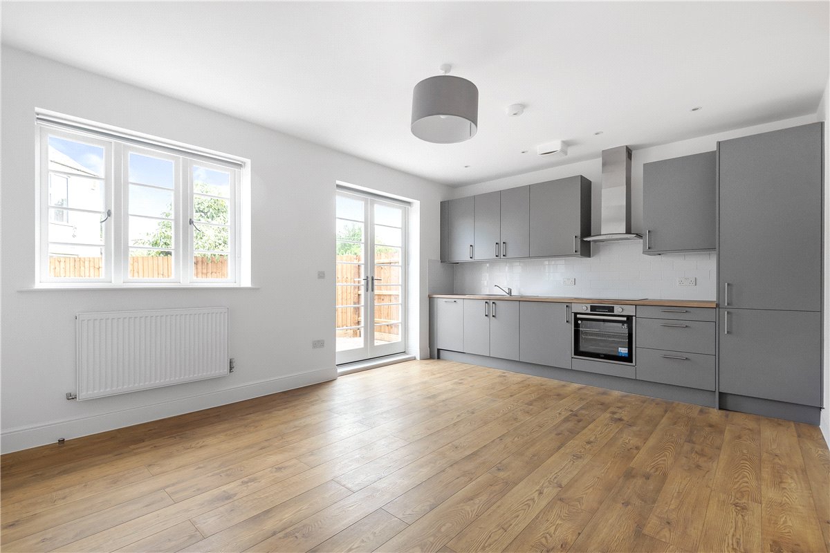 1 bedroom flat, Kingsley Road, Northampton NN2