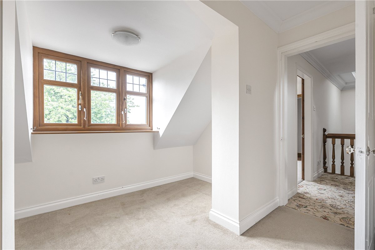 7 bedroom house, Leicester Road, New Packington LE65 - Let Agreed